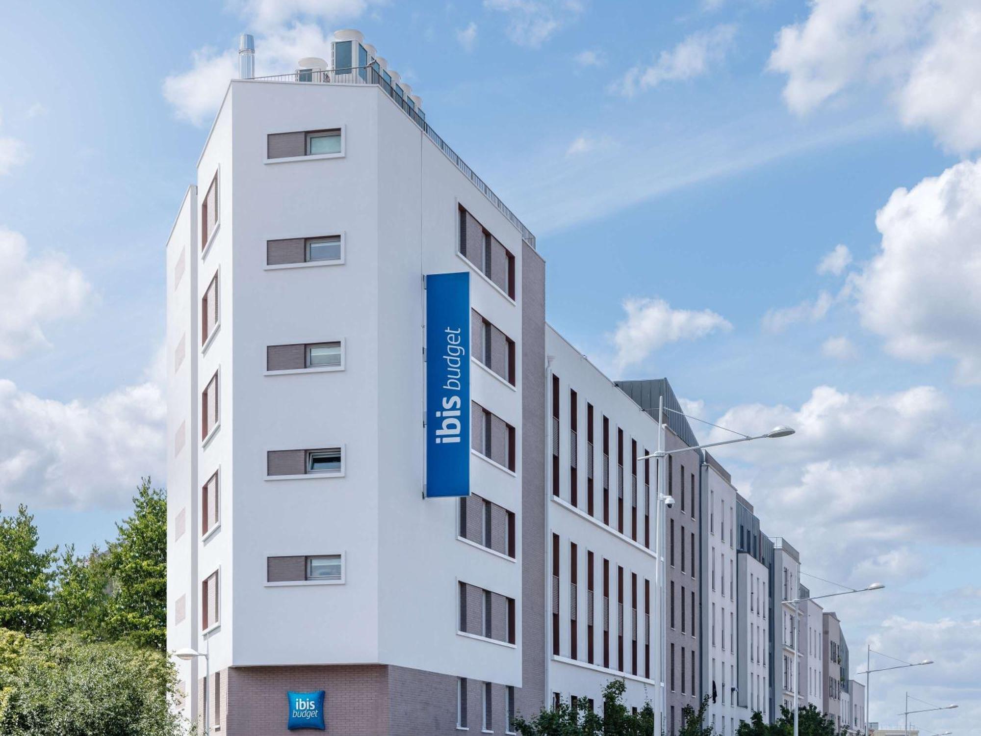 Ibis Budget Nanterre La Defense Hotel Exterior photo